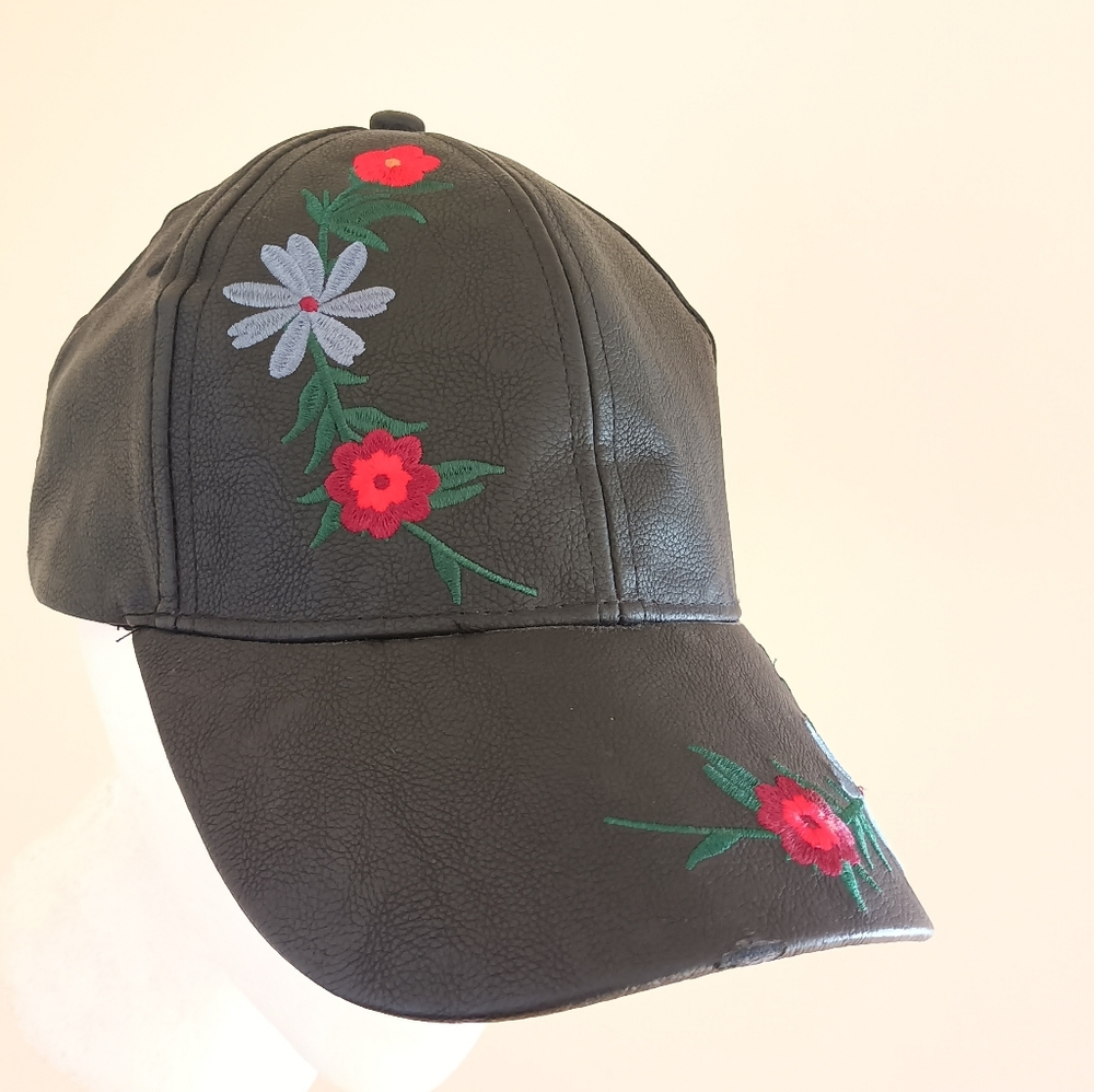 NWOT Vegan Leather Baseball Cap Floral Embroidery Hat OS Black - Picture 3 of 16